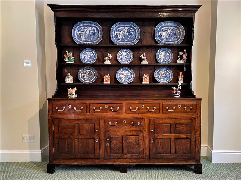 George III Elm & Oak North Wales Dresser